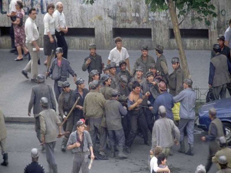Mineriada iunie 1990, București