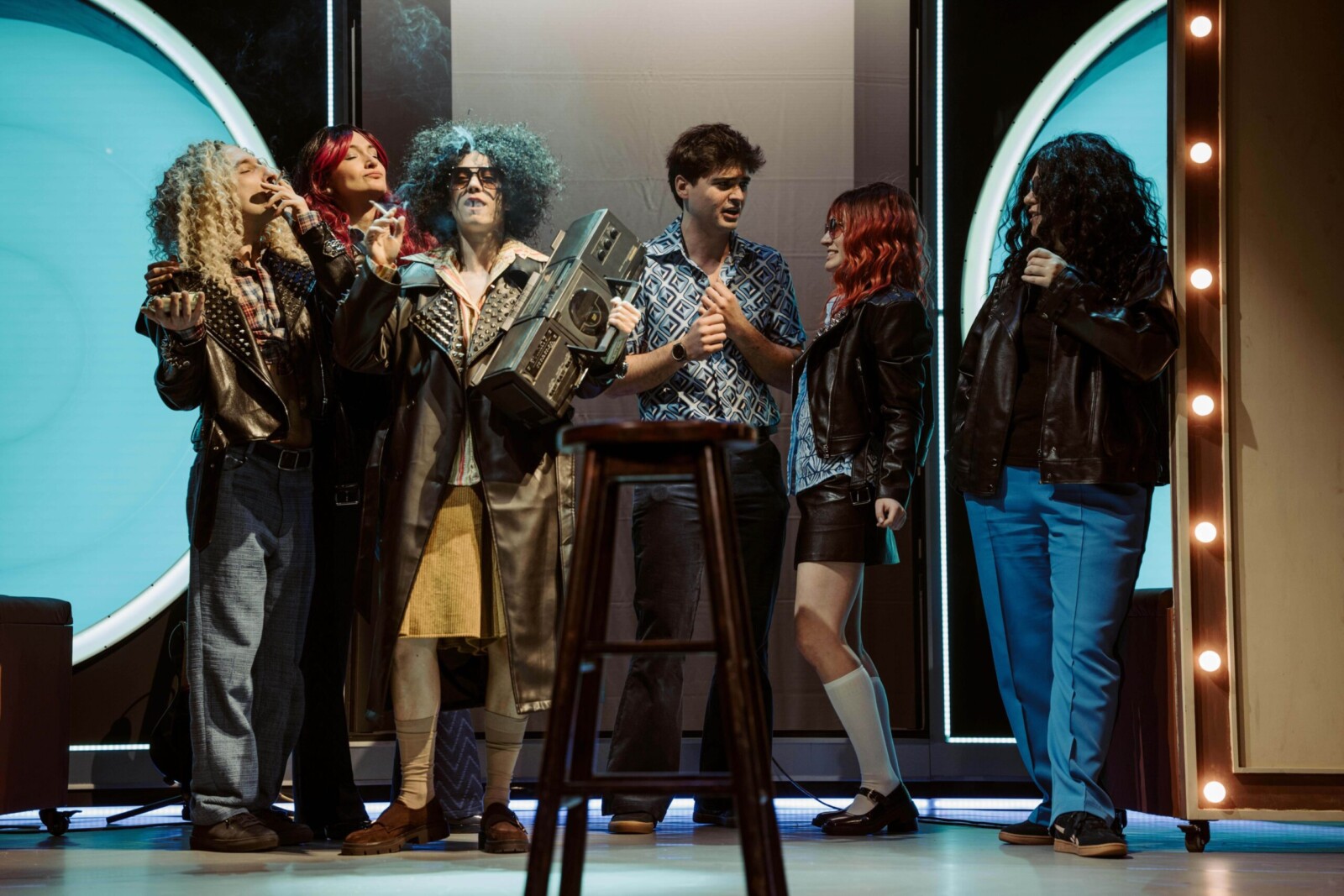 De vazut: Muzici și faze