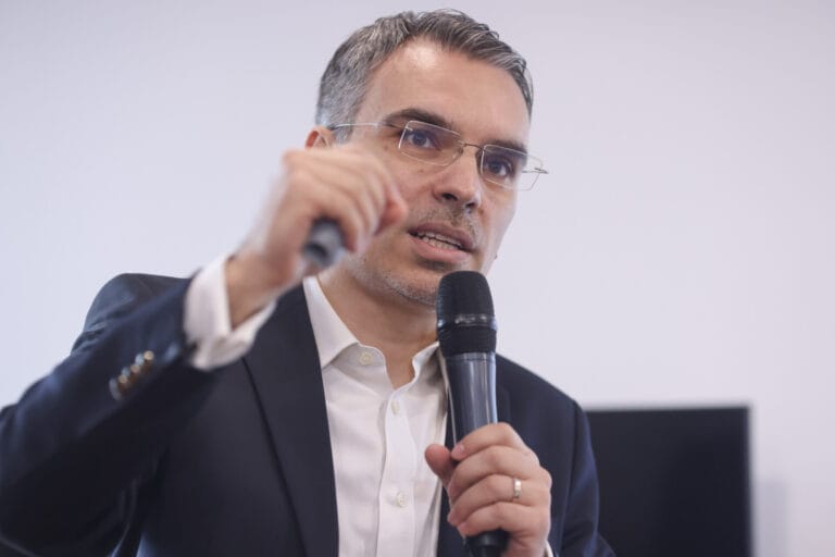Sociolog, despre Călin Georgescu / Foto: Inquam Photos / George Călin