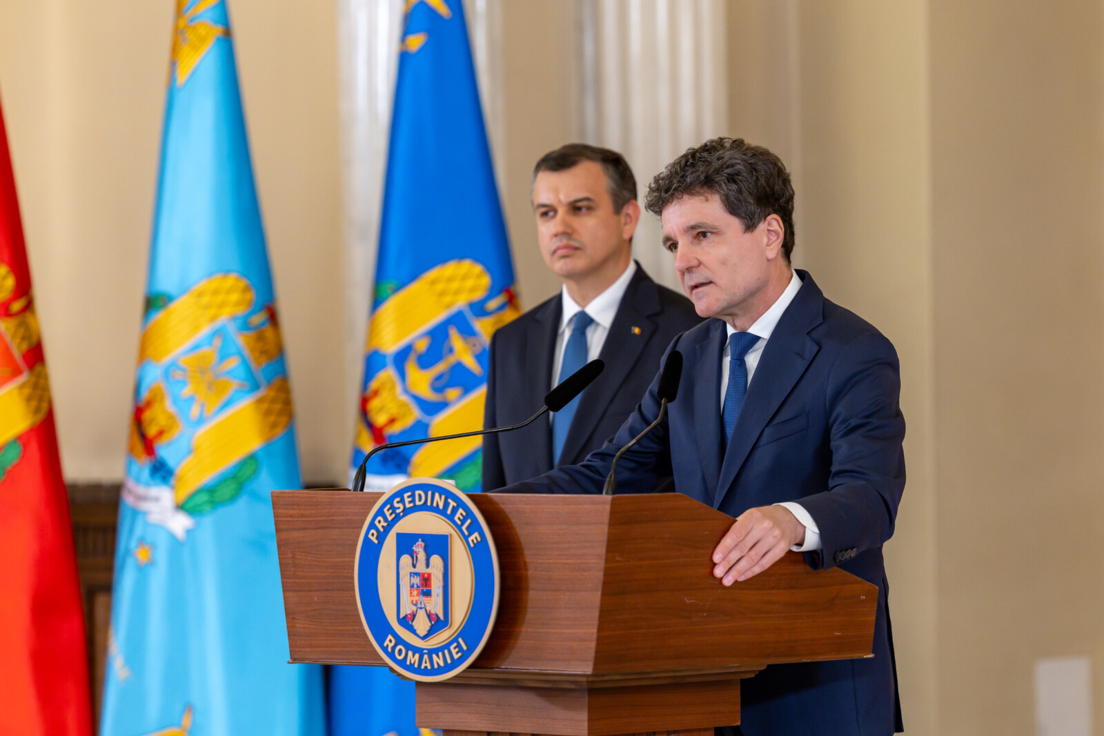 Președintele Nicușor Dan și premierul desemnat, Eugen Tomac 