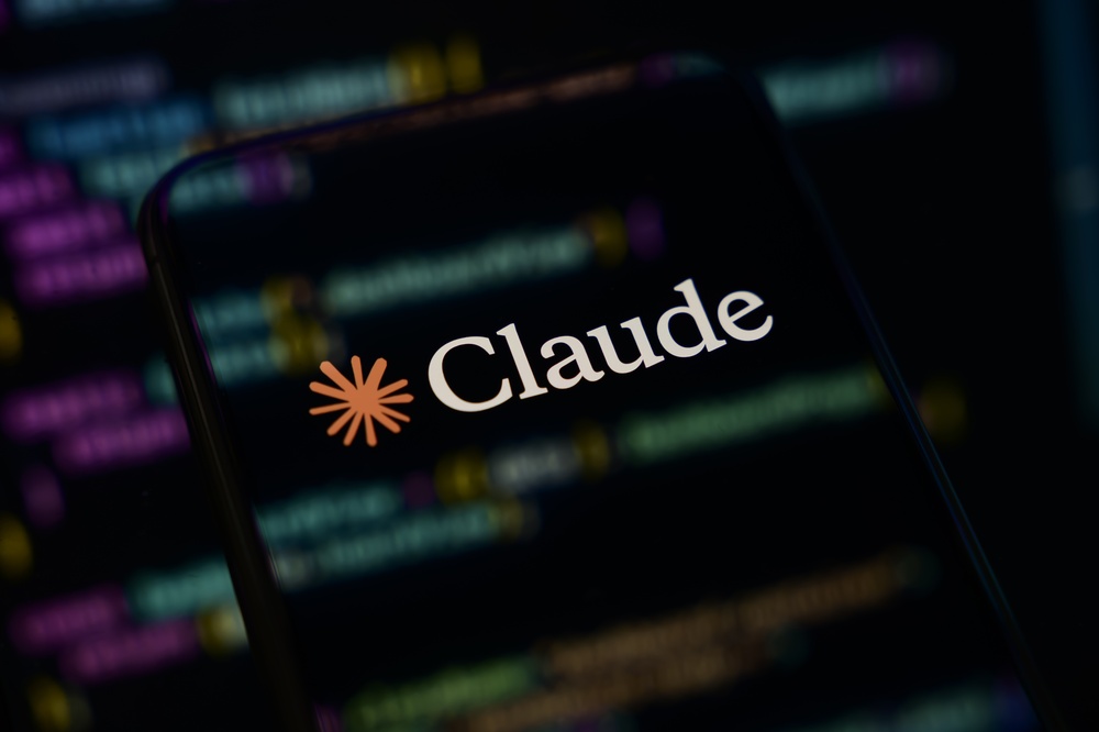 De la Orwell la Claude: cine controlează filtrele AI? 1 Constitutia lui Claude